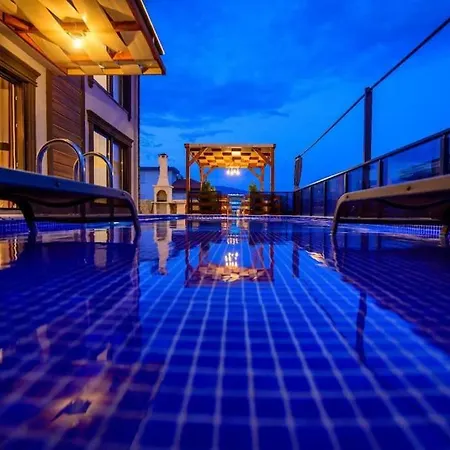 Neva Antalya Demre'de Luex Tatil Вилла Каш